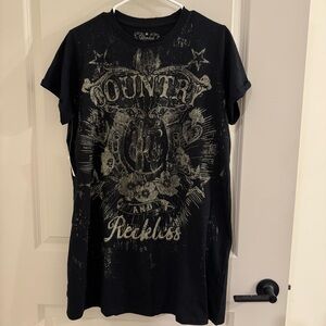 Black Graphic Short Sleeve Tee with 'Country and Reckless' Print